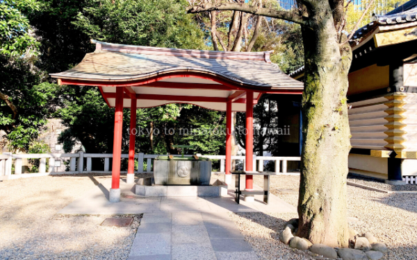 東京都千代田区の日枝神社の末社の手水舎