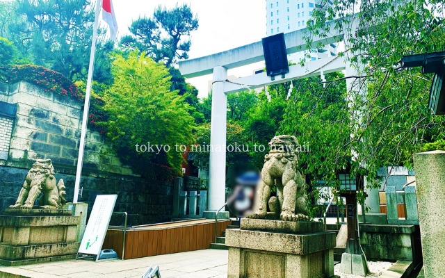 東京都港区赤坂の乃木神社の一の鳥居