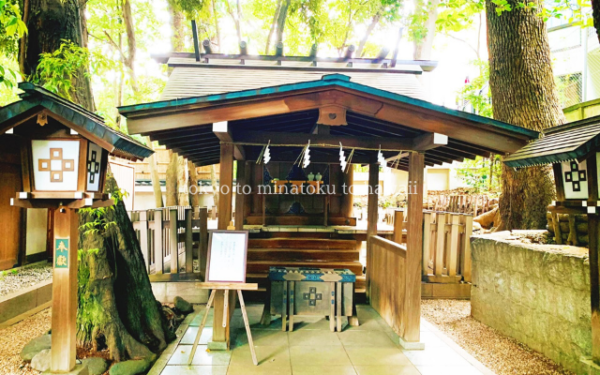 東京都港区赤坂にある乃木神社の正松神社の本殿