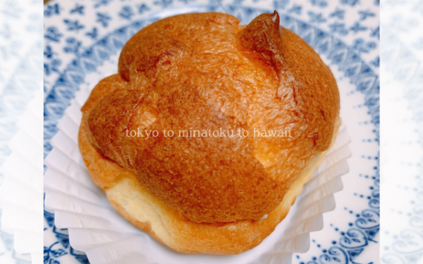 東京都港区赤坂の洋菓子とカフェの店しろたえのシュークリーム